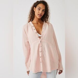 Free People We The Free Summer Daydream Button Down shirt in pink - XS